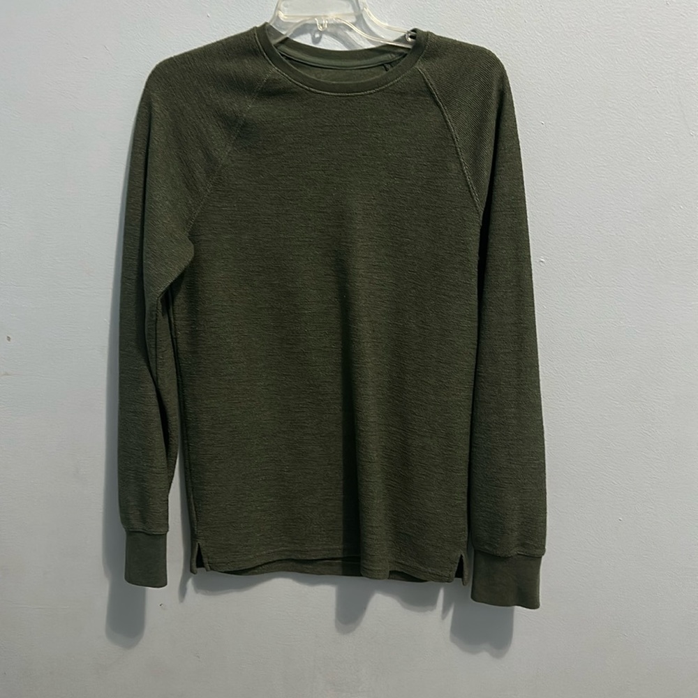 Crewneck sweater